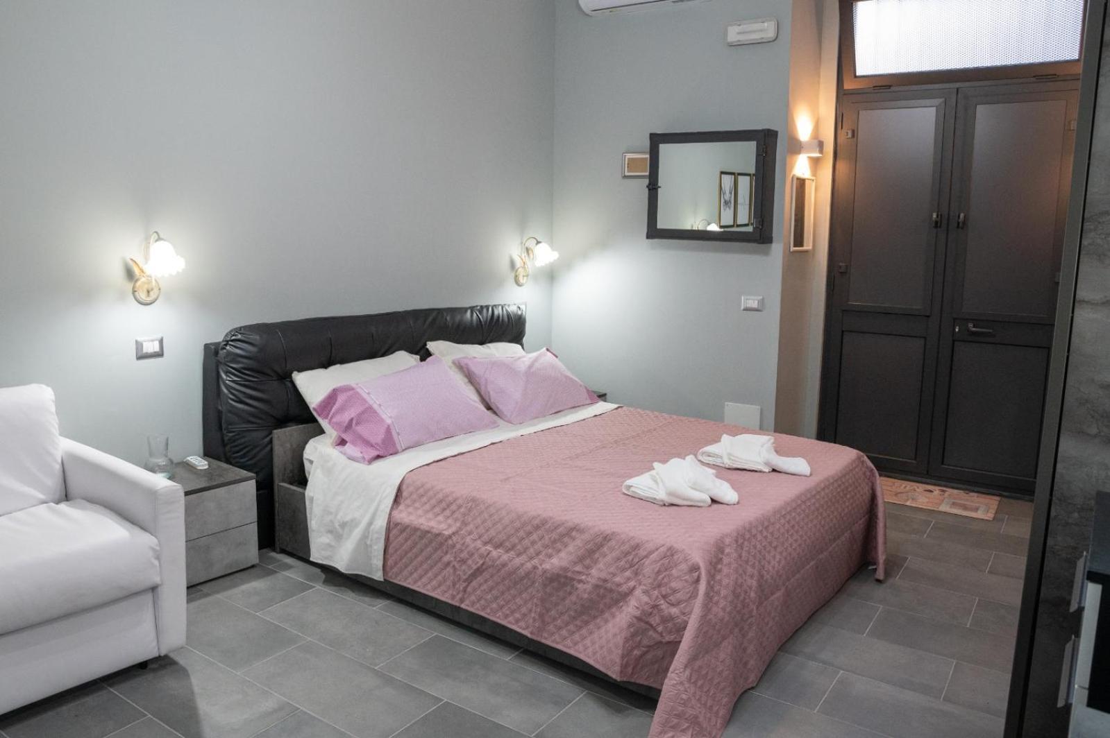 Queen'S Apartament Катания Екстериор снимка