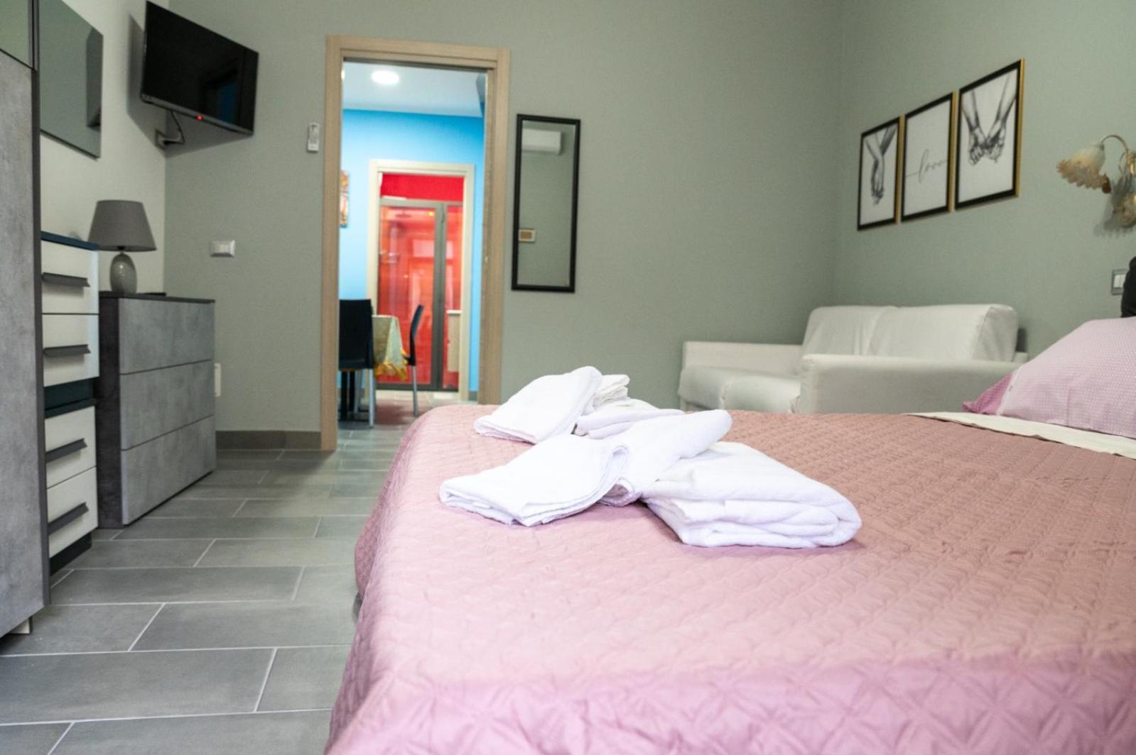 Queen'S Apartament Катания Екстериор снимка