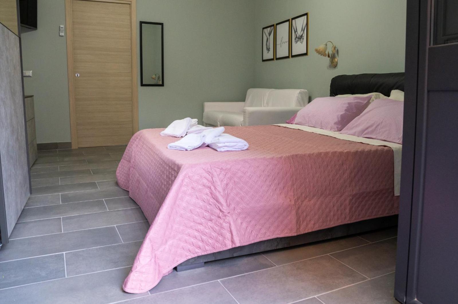 Queen'S Apartament Катания Екстериор снимка