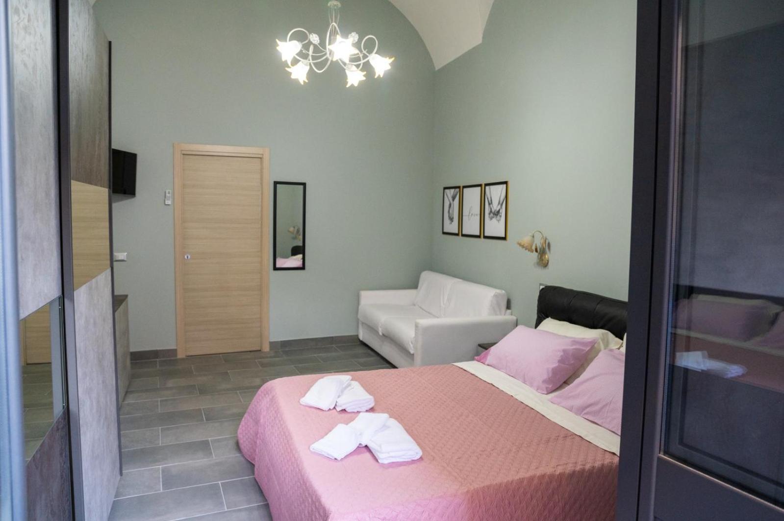 Queen'S Apartament Катания Екстериор снимка