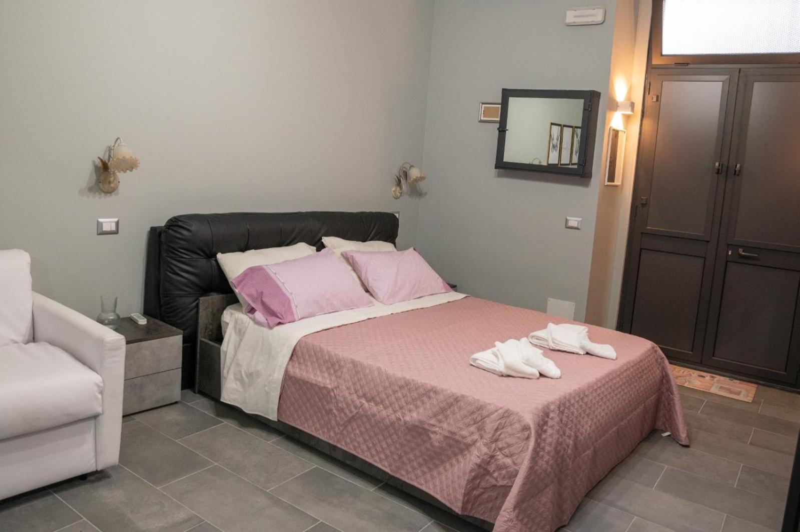 Queen'S Apartament Катания Екстериор снимка