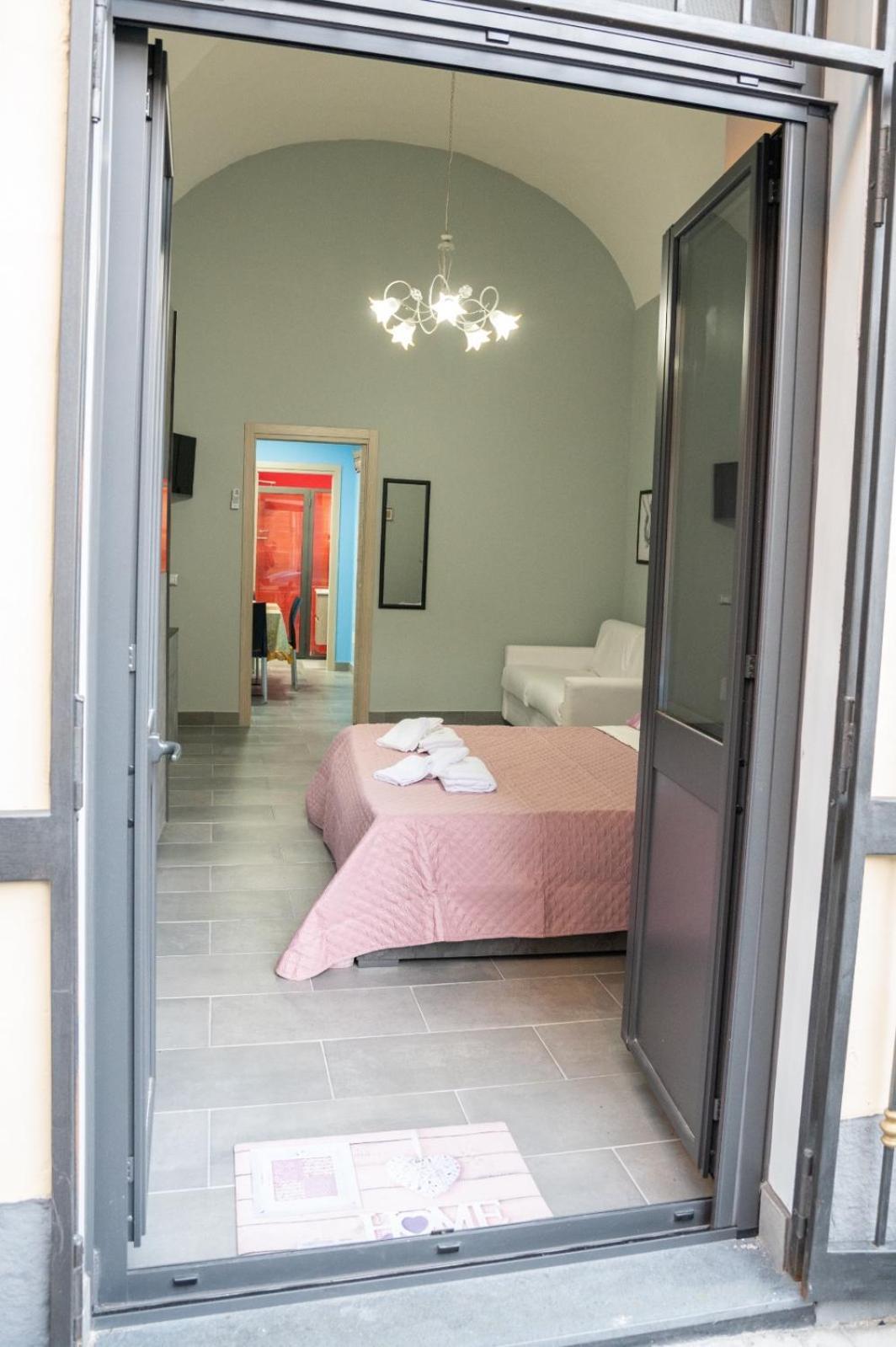 Queen'S Apartament Катания Екстериор снимка